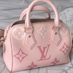 The cutest Authentic Extremely Rare Louis Vuitton Speedy 20 - great condition